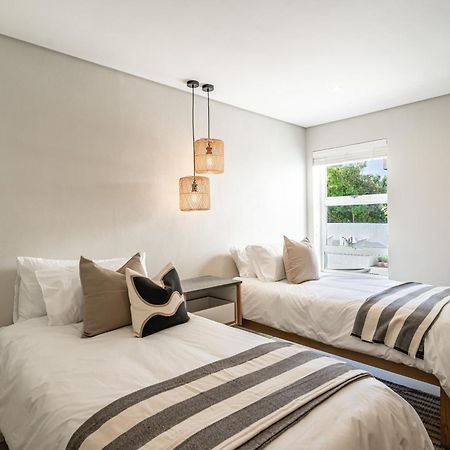View16 Apartment เคปทาวน์ ภายนอก รูปภาพ